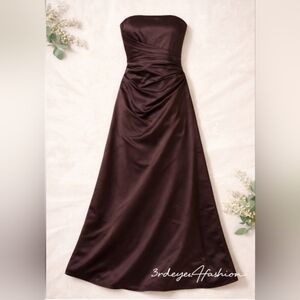 🥂 Chocolate Satin Strapless Gown • Ruched David’s Bridal Formal Dress (8) ✨